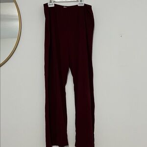 DONNI Pointelle Simple Crop Pant Oxblood